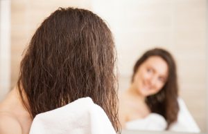 Glänzendes Haar - eine Frage der richtigen Pflege